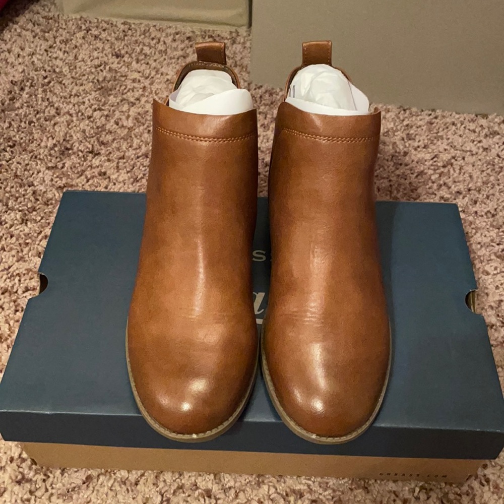 G.H. BASS & CO. Allie Bootie Cognac